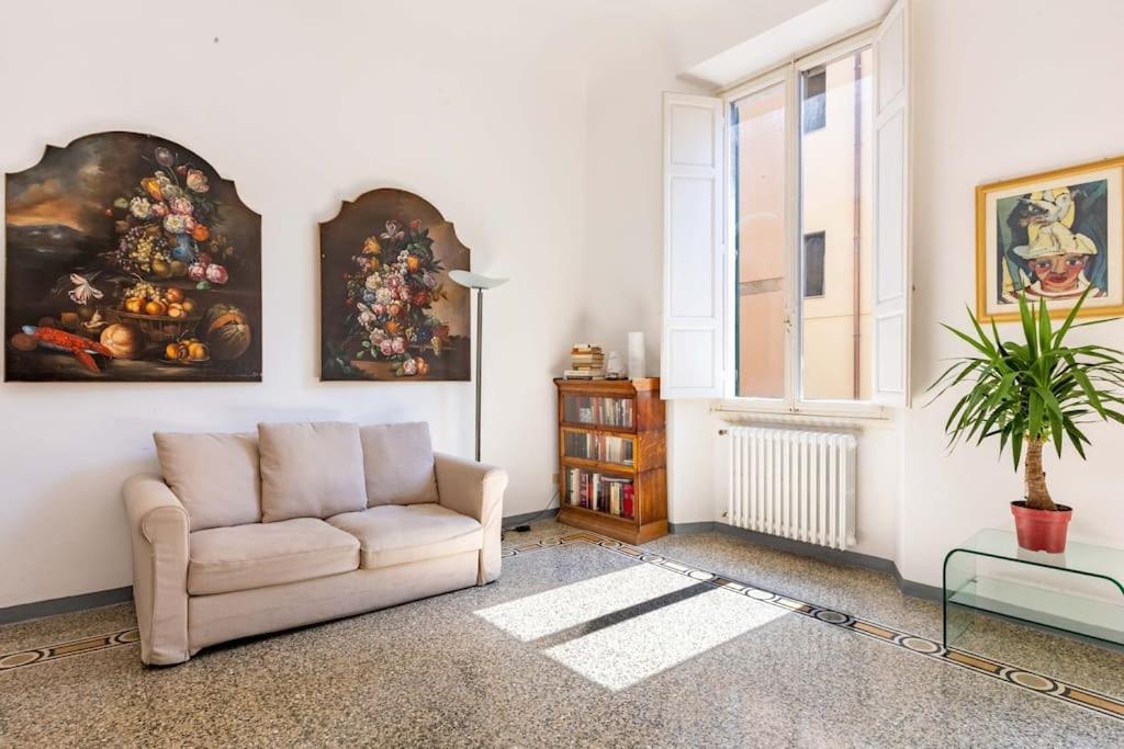 Academia Of Davide Spacious Apartment Флоренция Экстерьер фото