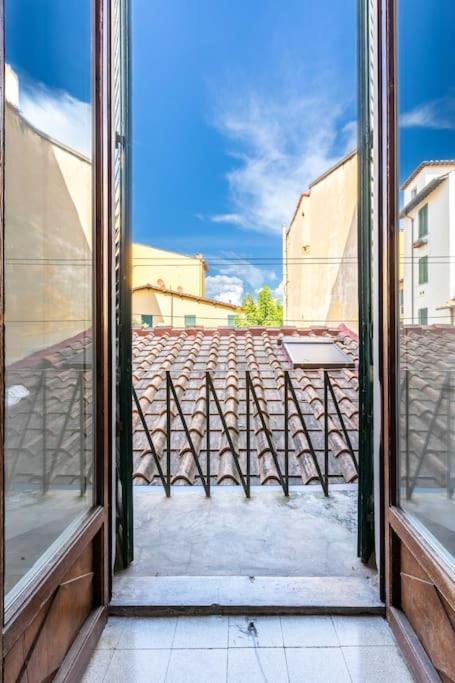 Academia Of Davide Spacious Apartment Флоренция Экстерьер фото